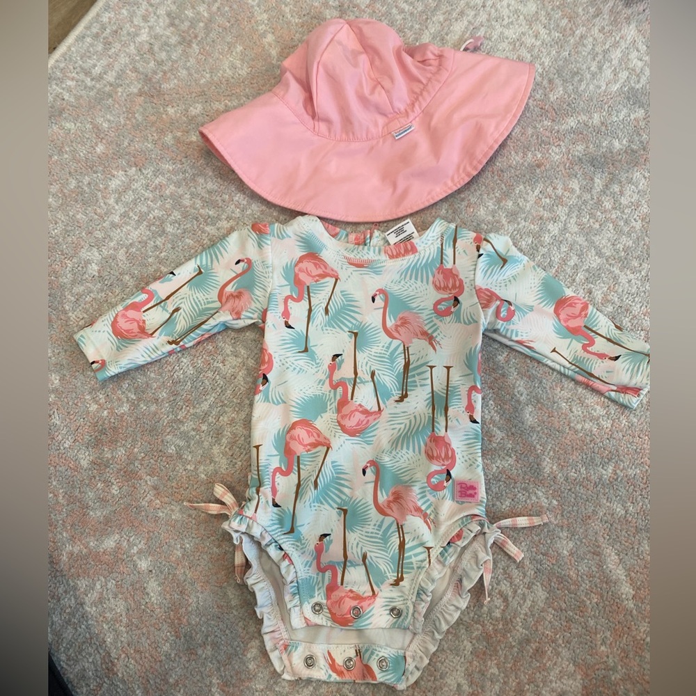 Ruffle butts bathing suit & hat